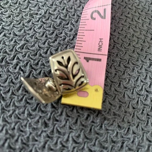 Brighton stud earrings, great size just under an inch in length. - Picture 3 of 3